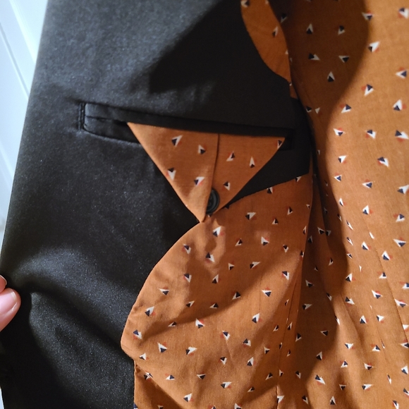 Covet Women's Fitted Black Blazer - Picture 8 of 10